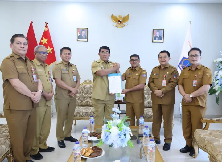 Breaking News: Heronimus Makainas Dilantik Jadi Plt Bupati Sitaro